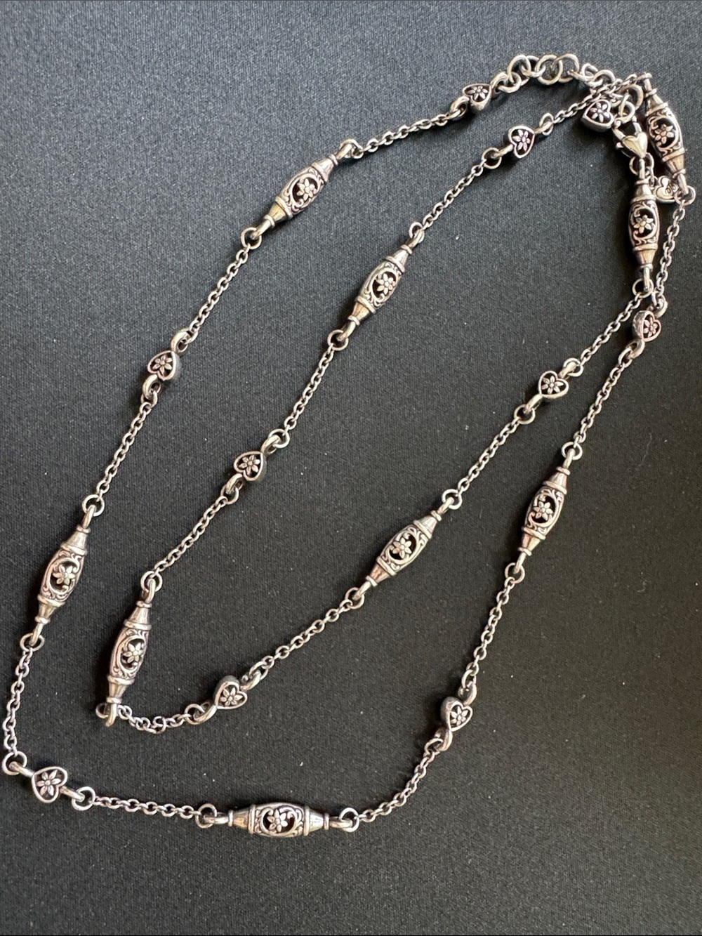 Brighton Oak Brook Silver plate Necklace 19’ Long antiqued floral Heart Retired